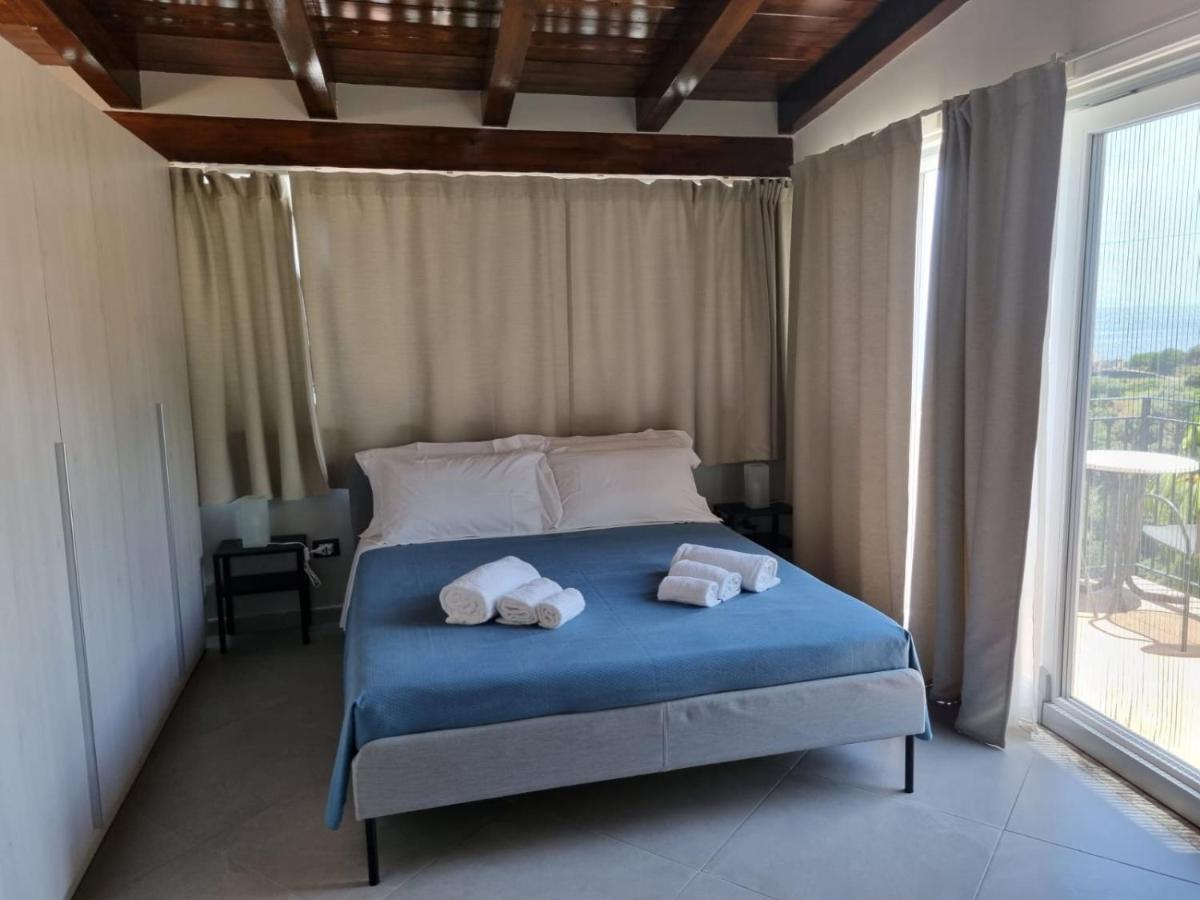 Appartamento Monolocale con Vista Mare