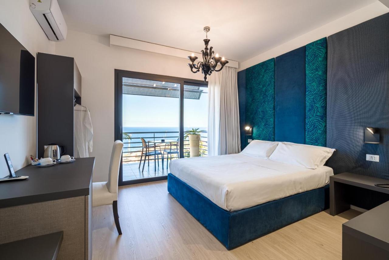 Deluxe Double Room Balcony Sea View