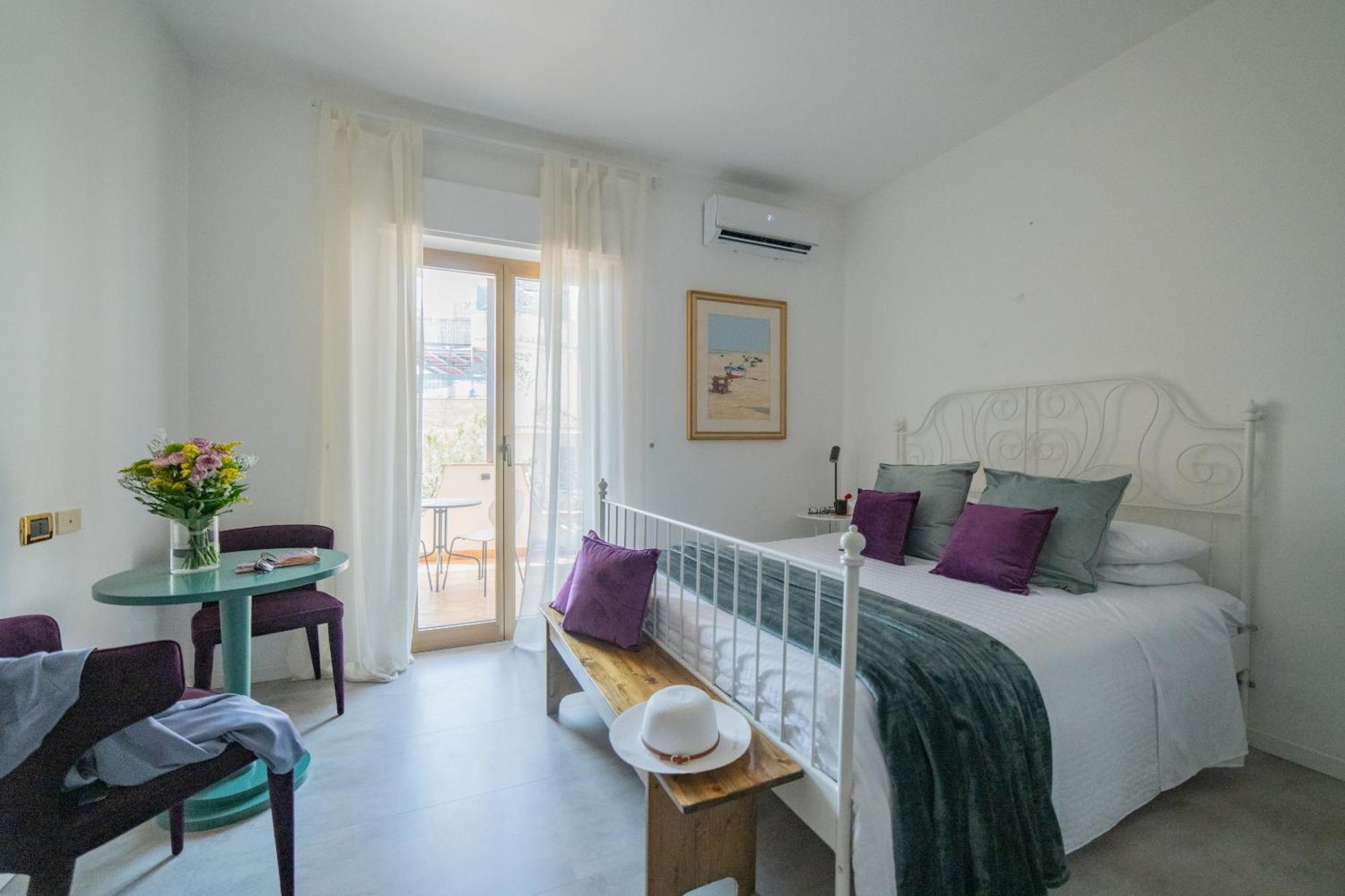 Apartment Shower