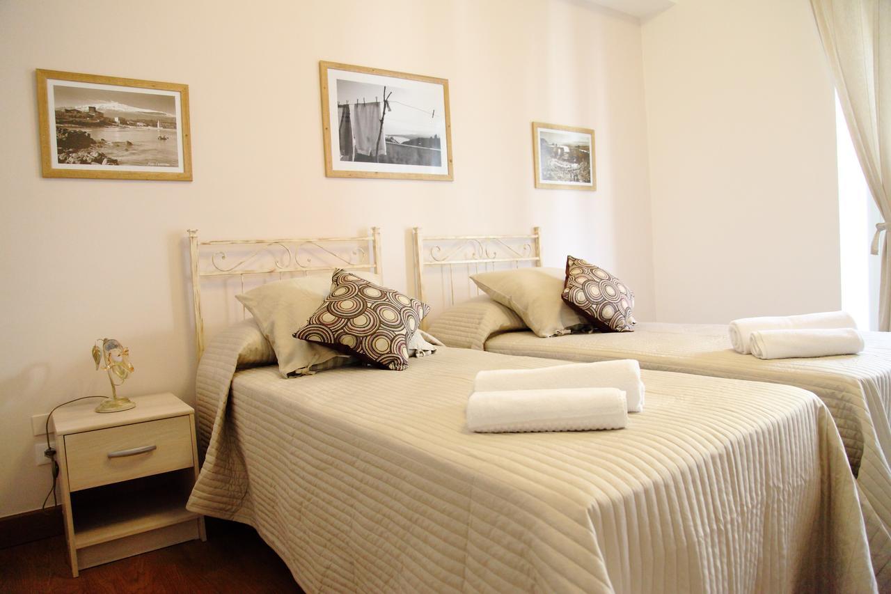 Double or Twin Room with Private Bathroom,665462880:JPEG