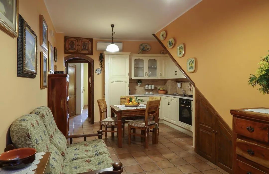 Casa Antico Borgo Cuseni-1