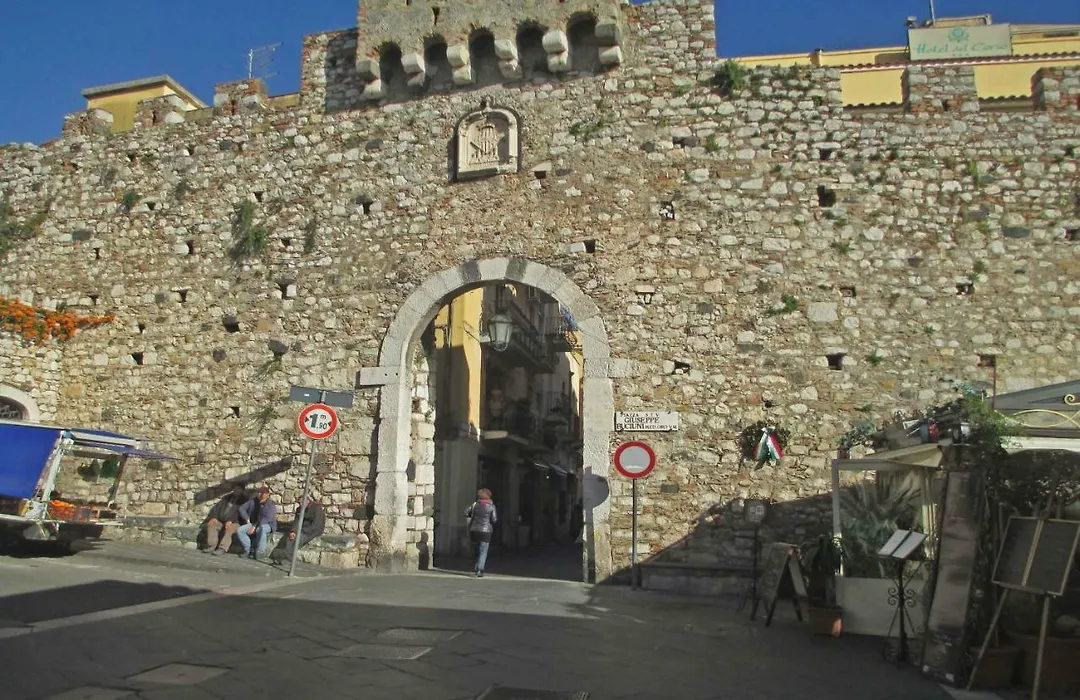 Bed&Breakfast La Rocca-1