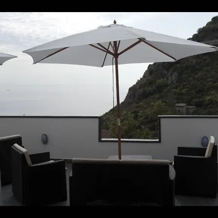 Luxury Suite terrazze e vista mare-3