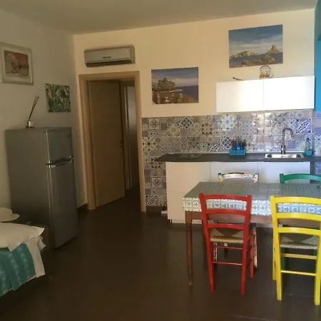 Taormina Stationhouse-2