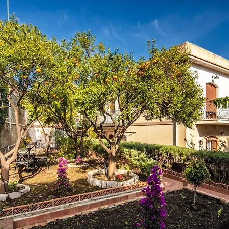 Suite Apartment Taormina-3