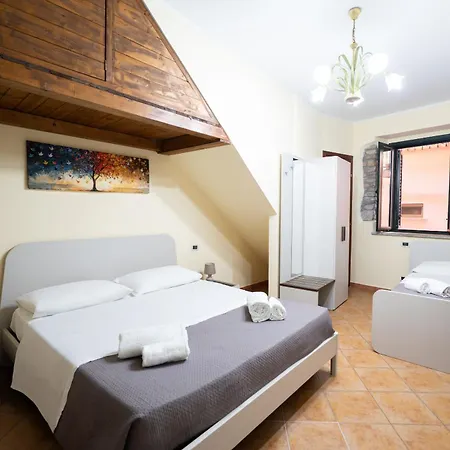 Vico Tauro House-3