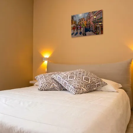 Taormina Bedda Rooms-2